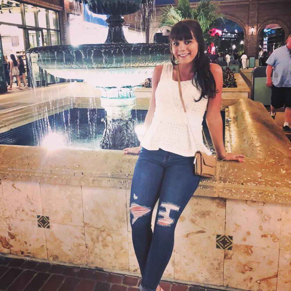 Meet your Posher, Natalie